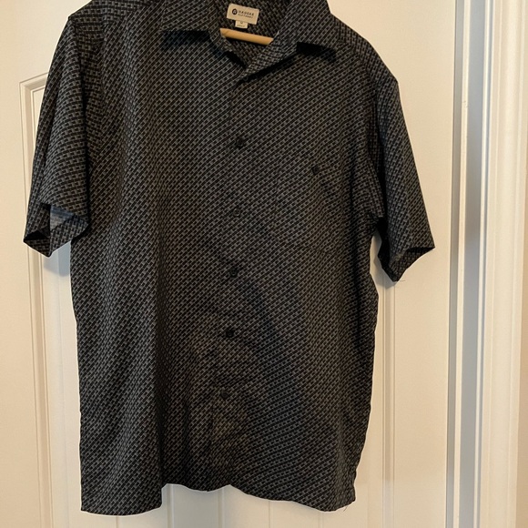 Haggar Men's Black Geometric Button Down Shirt - Picture 1 of 3
